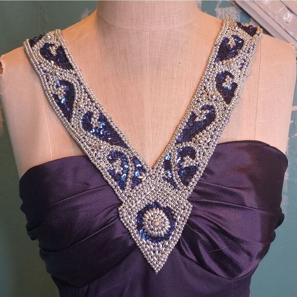 Elegant Vintage Jump Maxi Dress with Slit - Picture 6 of 10